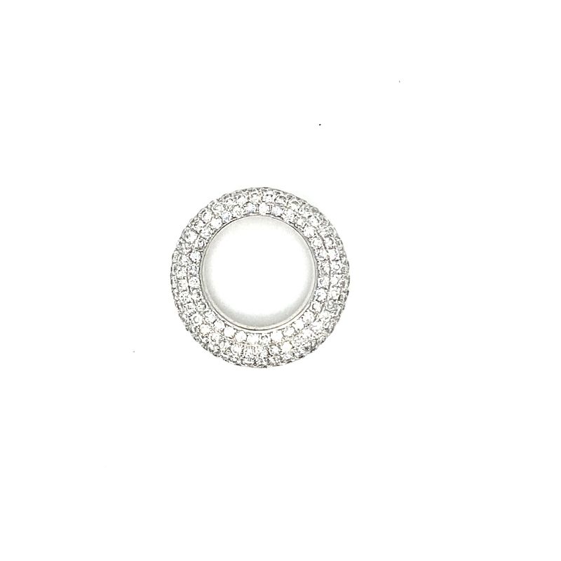 a white gold and diamond circle brooch