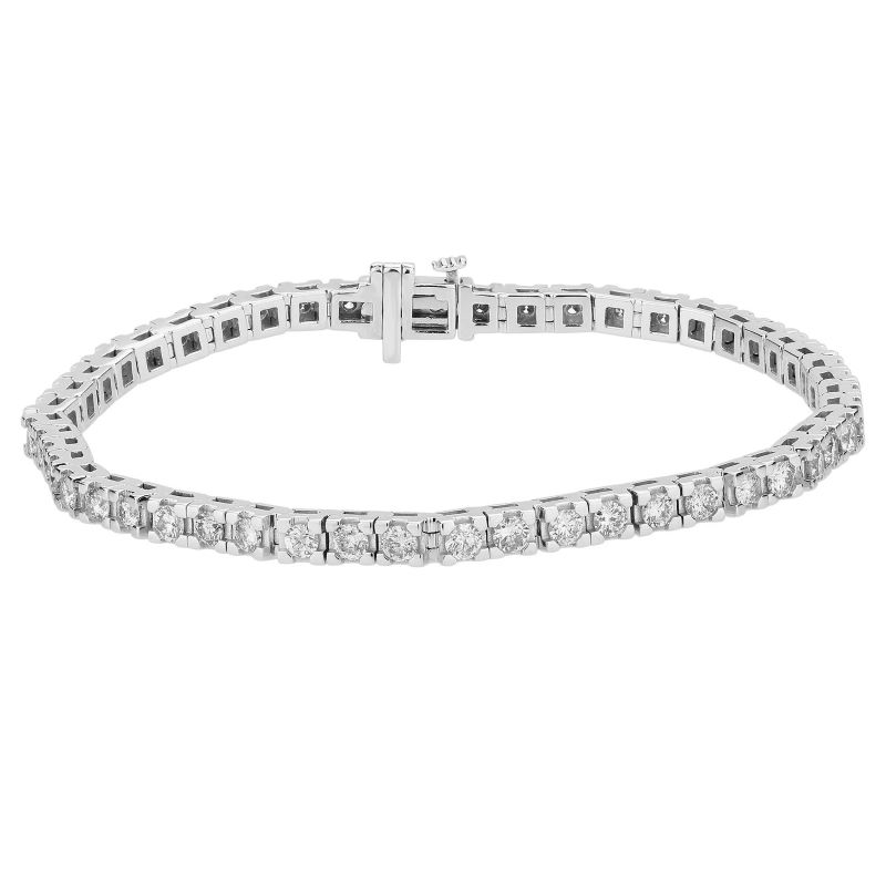 a diamond tennis bracelet