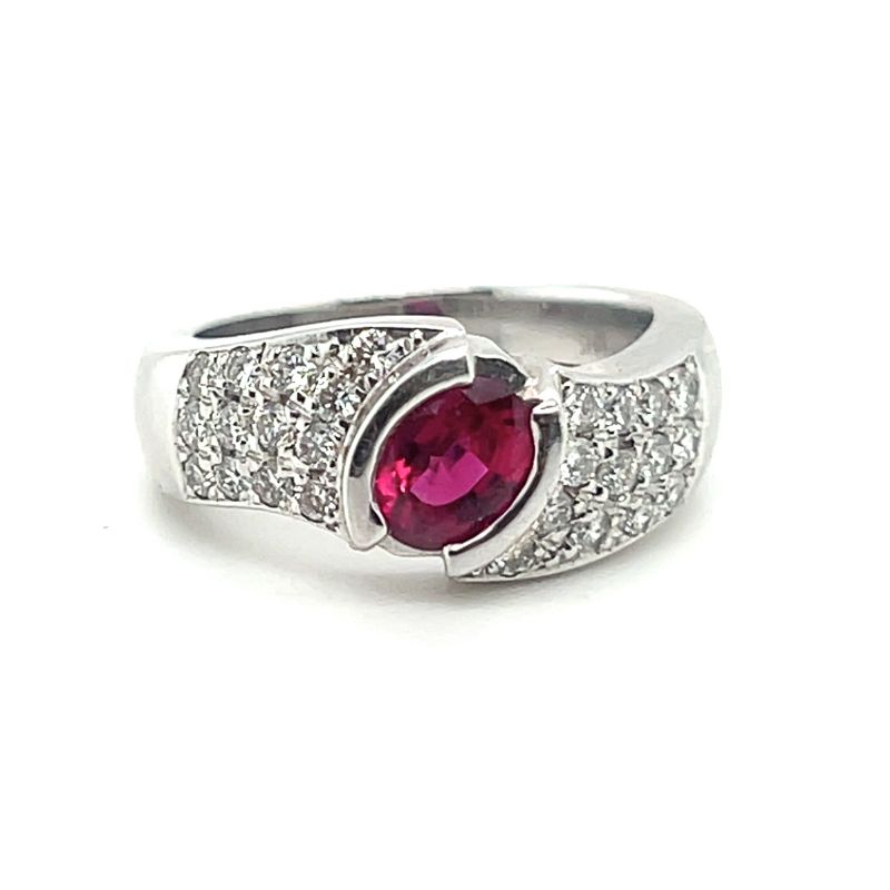 1.10ct AAA Pigeon Blood Red Oval Ruby and Diamond Ring, 14kt