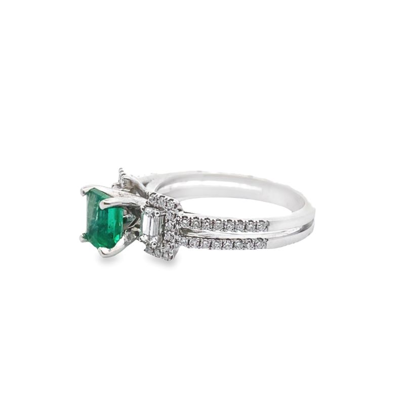1ct Emerald with Bag and Diamond Band, 18kt White - Image 2