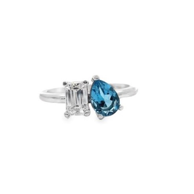 Toi Et Moi Emerald Cut and Pear Shape, 14kt White