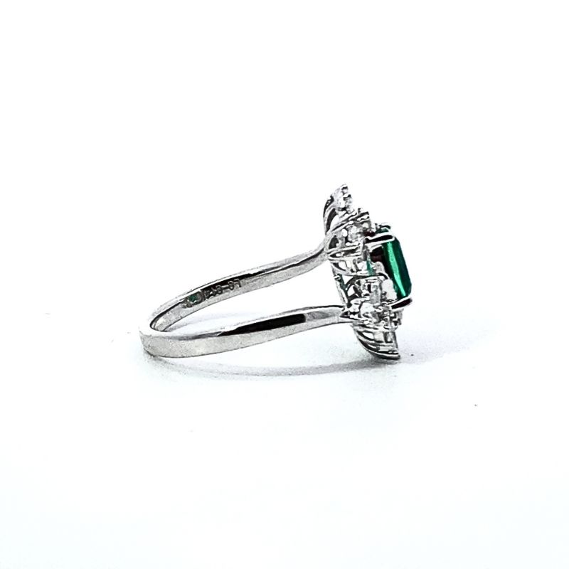 Cocktail Ring with Pear, Maquise and Round Diamonds with 1.00ct Cushion Emerald, Lab Grown - Image 3