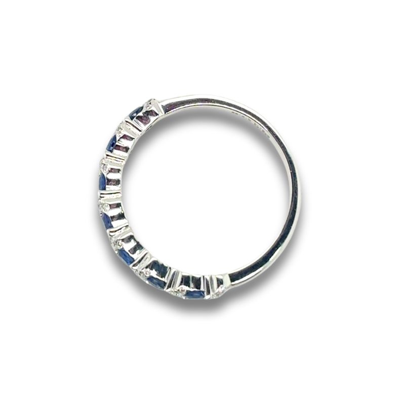 Alternating 0.15ctw Diamond and 0.70ctw Sapphire Band, 18kt White - Image 3