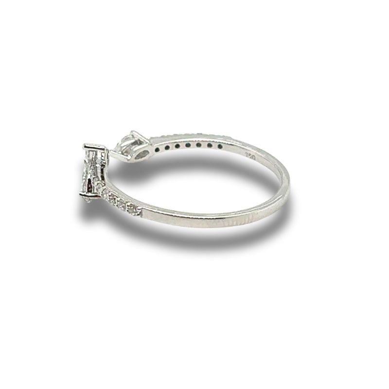Open Diamond Ring with 0.30ctw MQ, Pear and Rounds, 18kt - Image 2