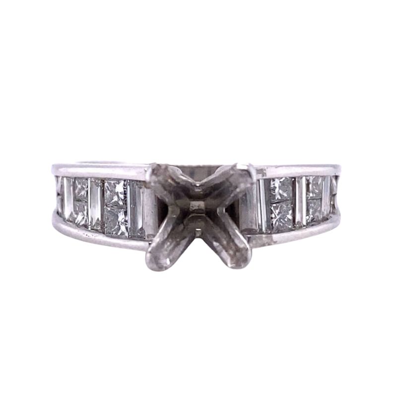 18KT white gold Alternating Princess Cut and  Baguette Cut Diamond Engagement Ring