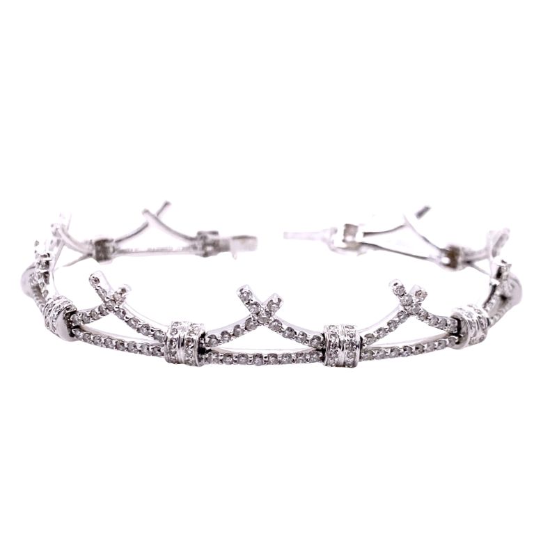 4.10ct Diamonds Bracelet with Scallop Design, 18kt White Gold