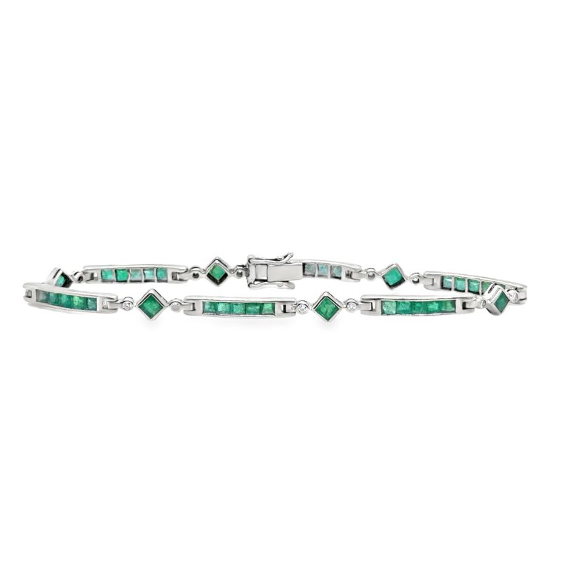 36 Step Cut Emeralds with Diamond Accents Channel et Vintage Bracelet, 14kt White