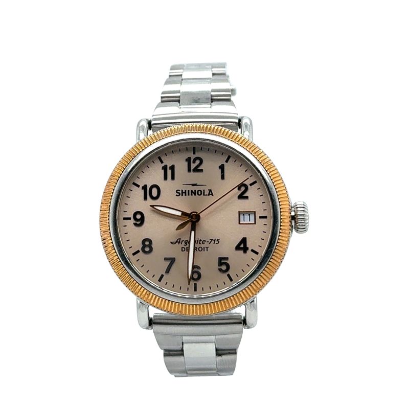 Shinola Runwell 2 Tone on Bracelet.  S0120109233.  Salmon Dial and Gold Plated Bezel on Bracelet