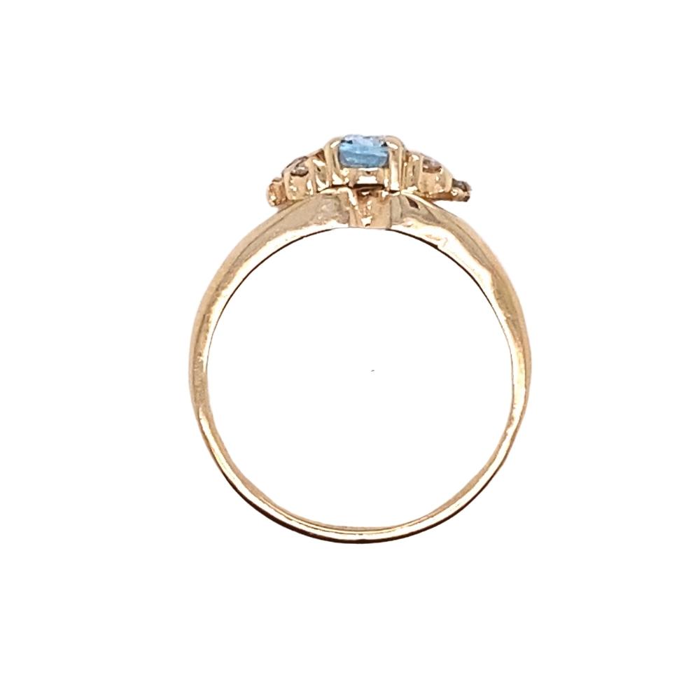 Sky Blue Topaz ring with Diamond Accents, 14kt white gold - Image 3