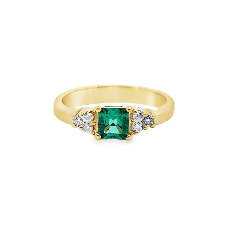 0.38ct Center Ascher Emerald with 0.14ctw Diamonds