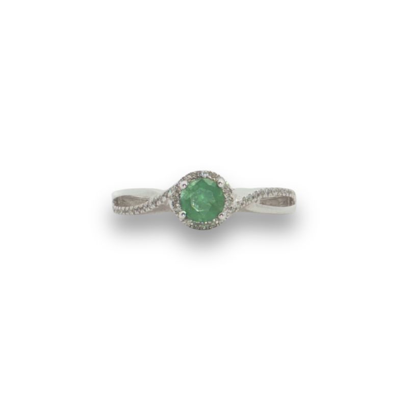 4.75mm Round Emerald Cluster Diamond Ring, 14kt White
