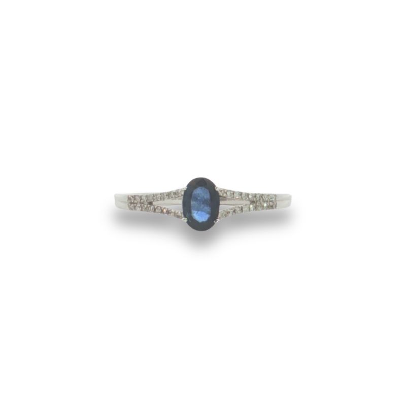 6x4mm Oval Sapphire, Split Shank Diamond Ring, Crafted in 14kt White