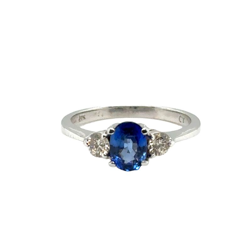 1.00ct AAA Oval Sapphire 3 Stone Ring, 14kt White