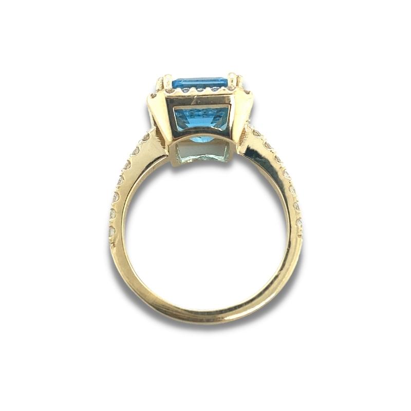 11x9 Blue Topaz with 0.53c Diamond Frame, 14kt Yellow - Image 2